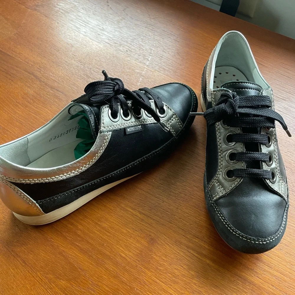 Mephisto Bretta Black and Silver Sz 7.5 - Picture 1 of 10